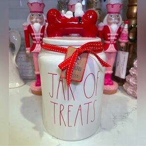 Rae Dunn x Snoopy Peanuts Jar of Treats Christmas Holiday Ceramic Canister